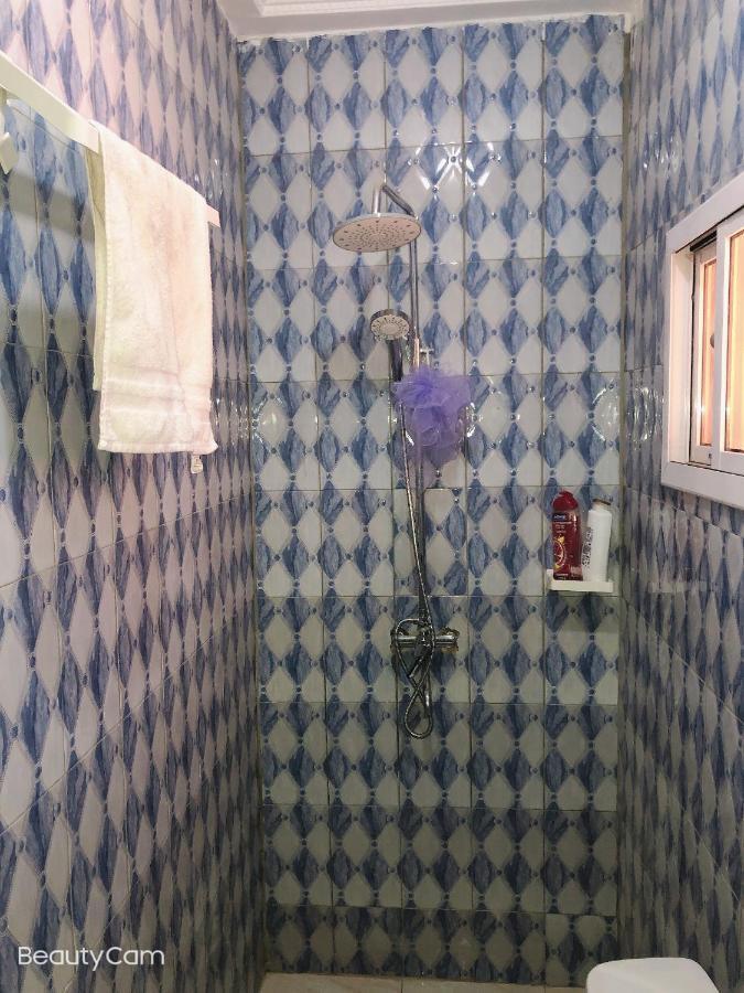 Awamuulamin Manneh Guest House Abuko المظهر الخارجي الصورة